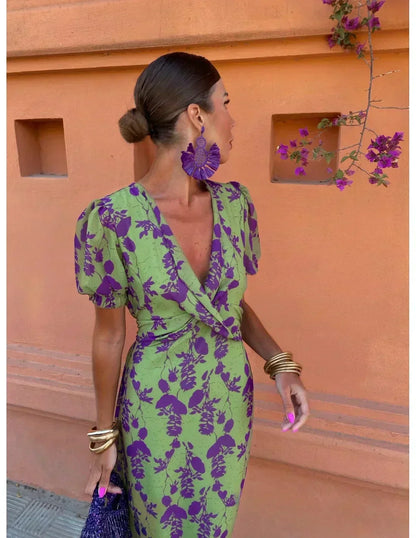 Zeitlose Eleganz – Das Elegante Kleid